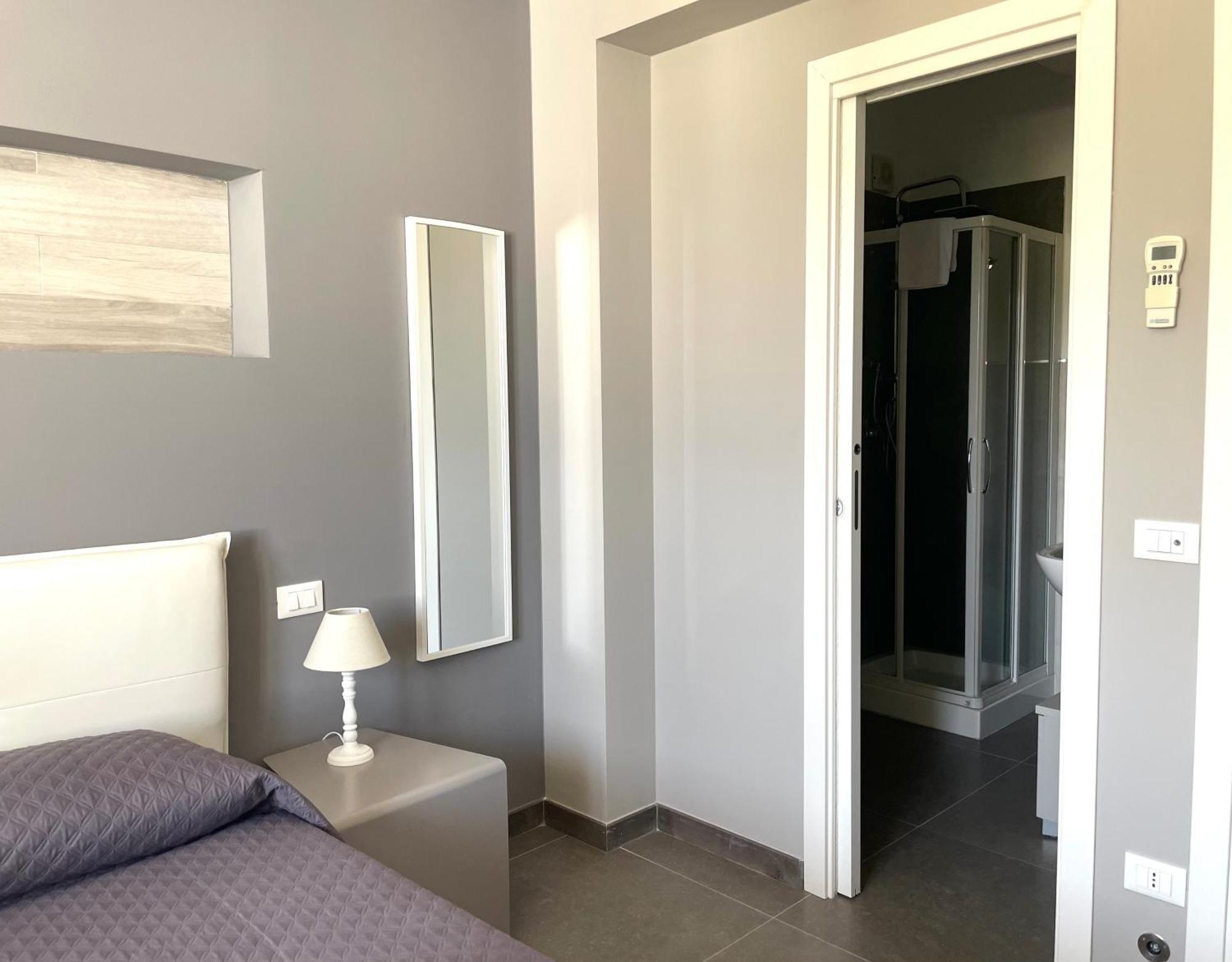 Cala Azzurra Macari Bed And Breakfast And Holidays House Bagian luar foto