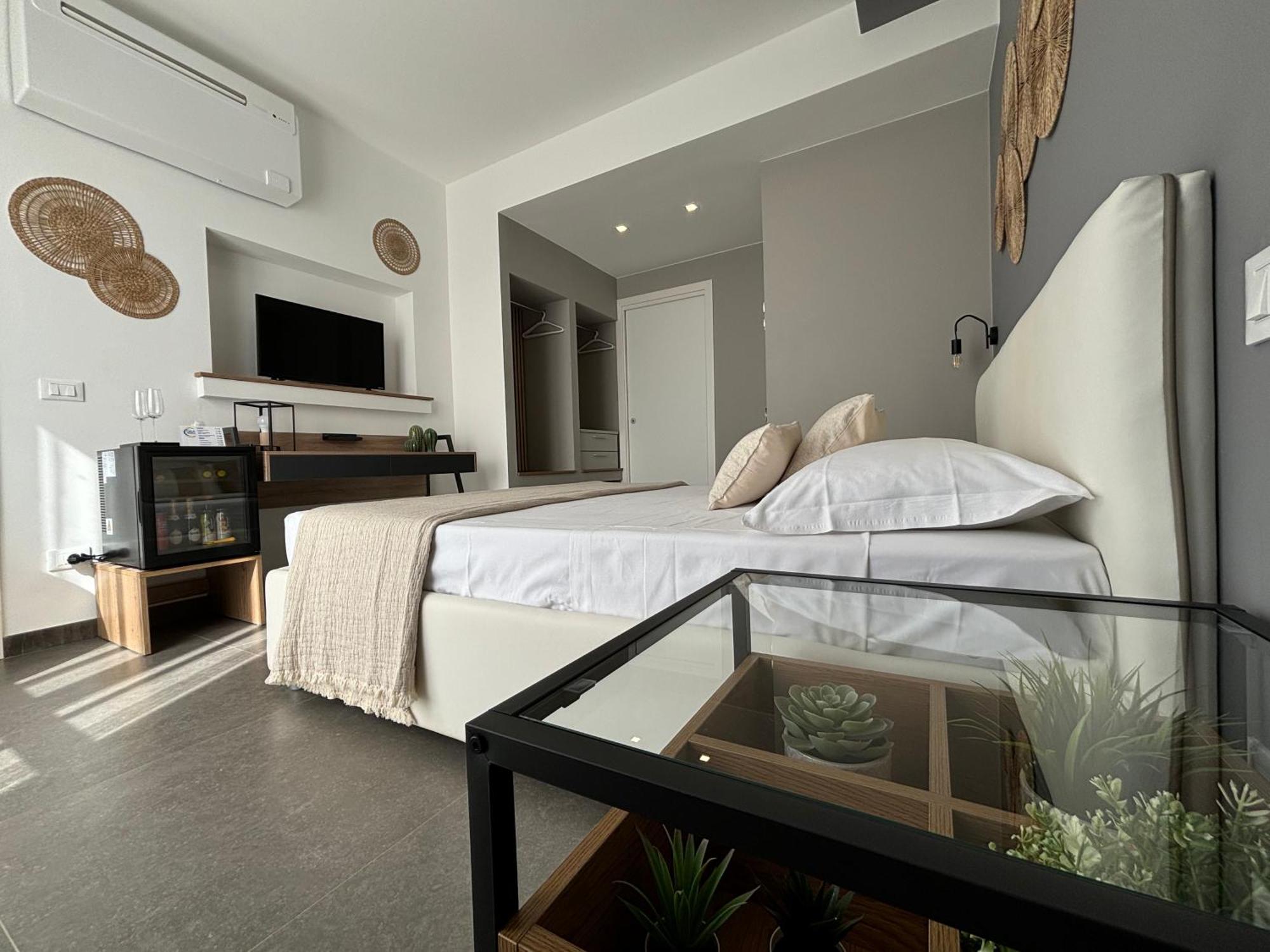 Cala Azzurra Macari Bed And Breakfast And Holidays House Ruang foto