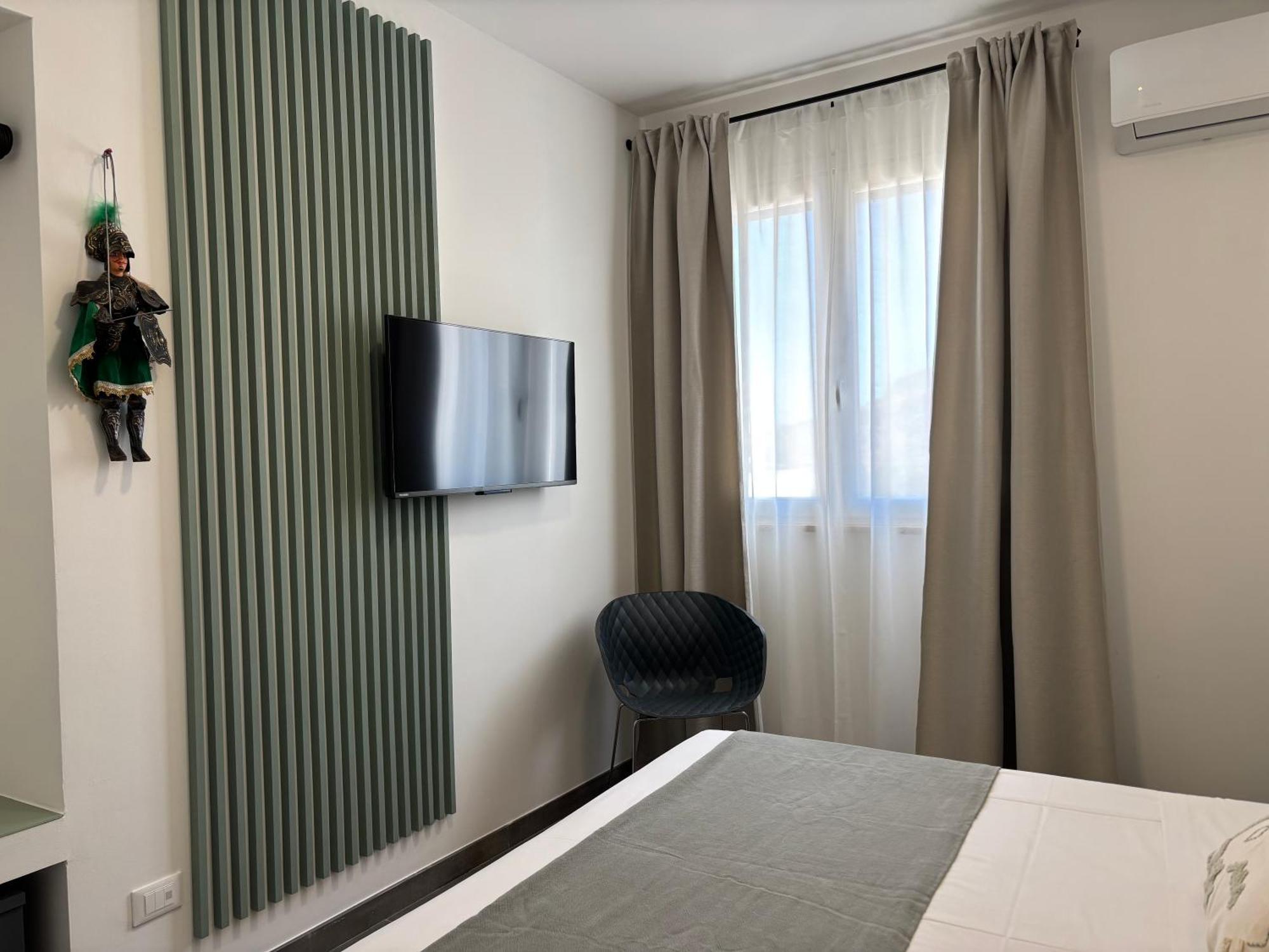 Cala Azzurra Macari Bed And Breakfast And Holidays House Bagian luar foto