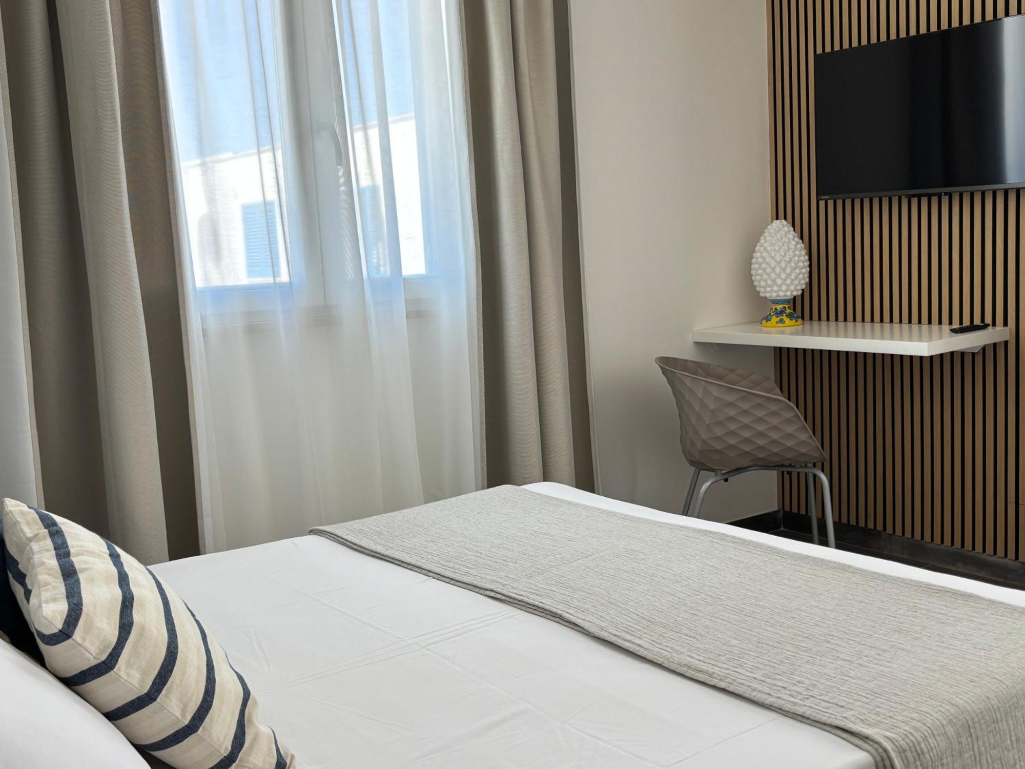 Cala Azzurra Macari Bed And Breakfast And Holidays House Bagian luar foto
